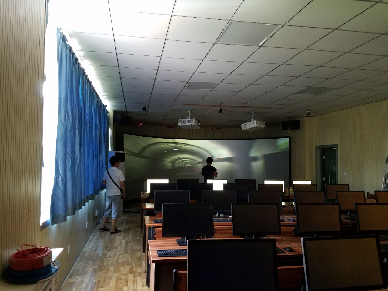 西安工程大学VR虚拟现实实训室（北京欧倍尔建设）
